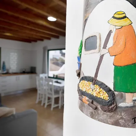 San Roque Tatil Evi Tinajo